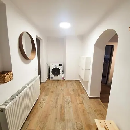 Apartment Joy City Semenicului 2